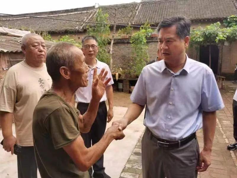 草莓视频
到对口帮扶村开展走访调研